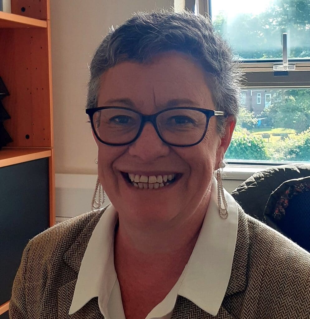 Maureen Alderson